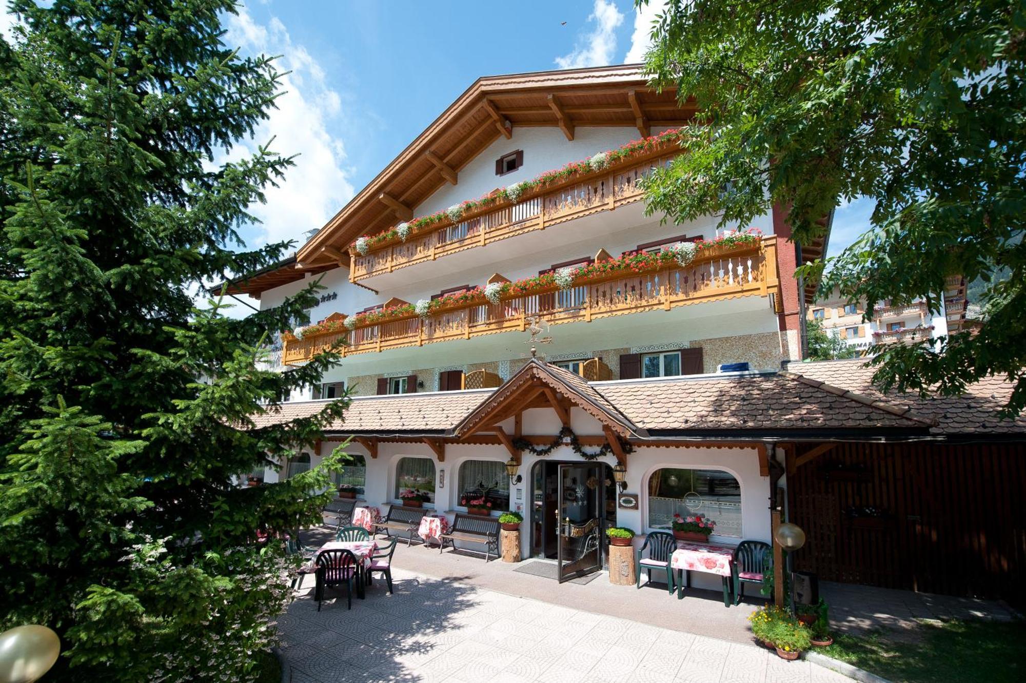ויגו די פאסה Hotel Cristallo מראה חיצוני תמונה