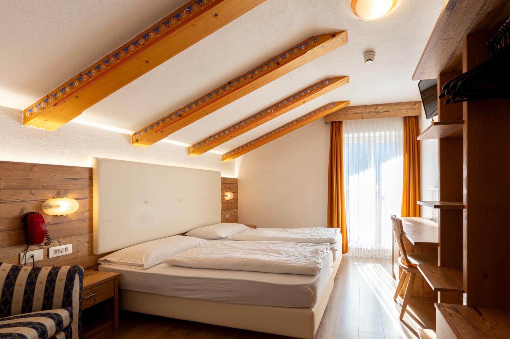 ויגו די פאסה Hotel Cristallo מראה חיצוני תמונה